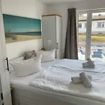 Meerblau 4*