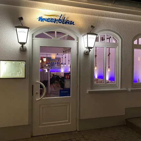 Meerblau 4*