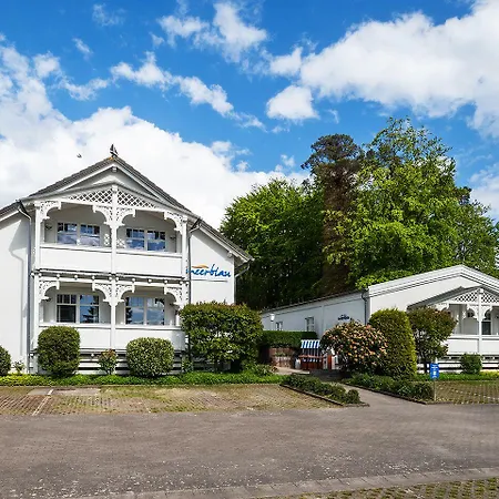 Отель Meerblau 4*