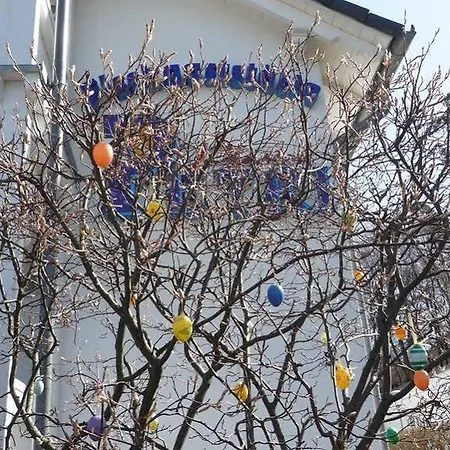 Meerblau Зеллин